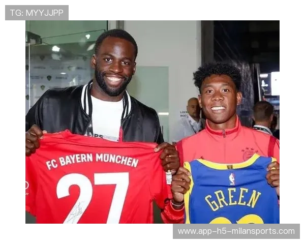 阿拉巴夜跑被粉丝偶遇，社媒热议其职业精神