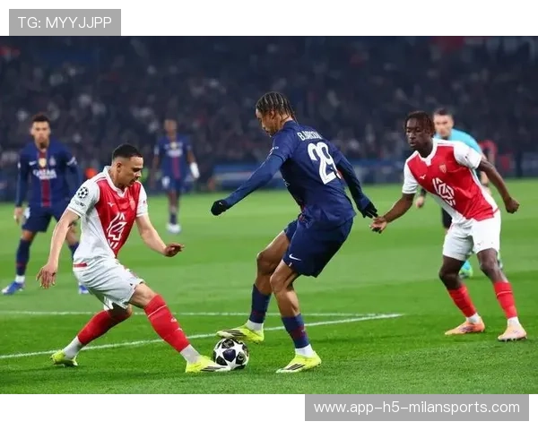 巴黎圣日耳曼继续领跑法甲，摩纳哥紧追其后，巴黎圣日耳曼 摩纳哥